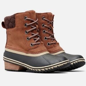 Sorel women's muck boots size 9